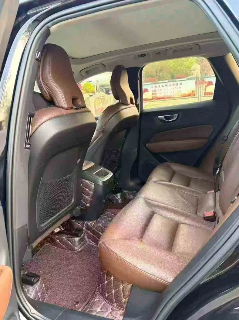 沃尔沃XC60 后面外观二