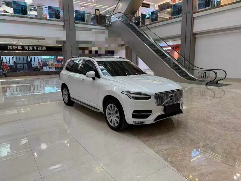 沃尔沃XC90 正面外观二