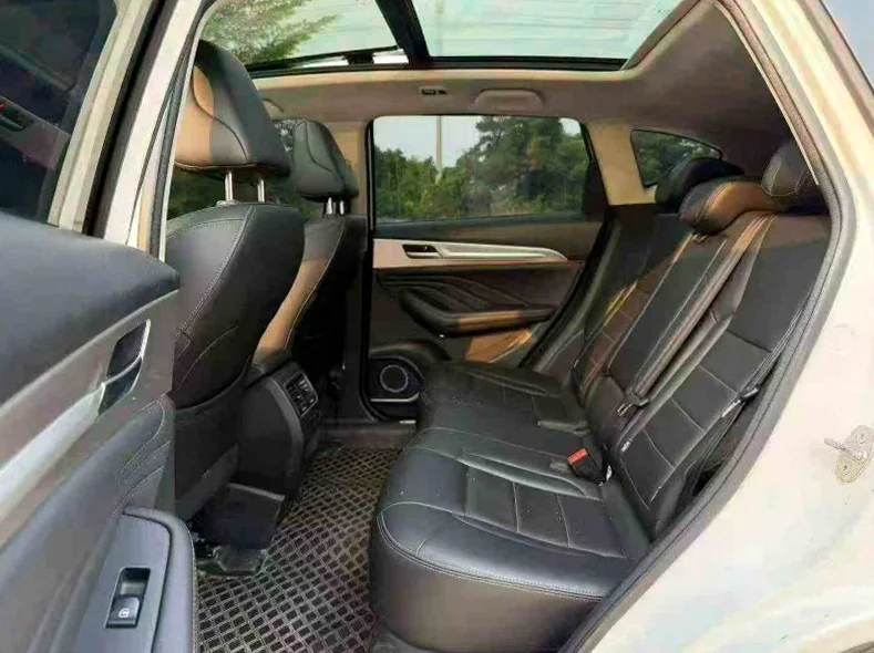 哈弗F7 后面外观二