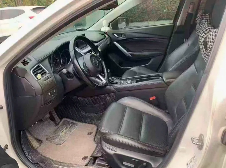 马自达阿特兹 后面外观二