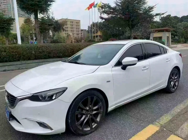 马自达阿特兹 正面外观二