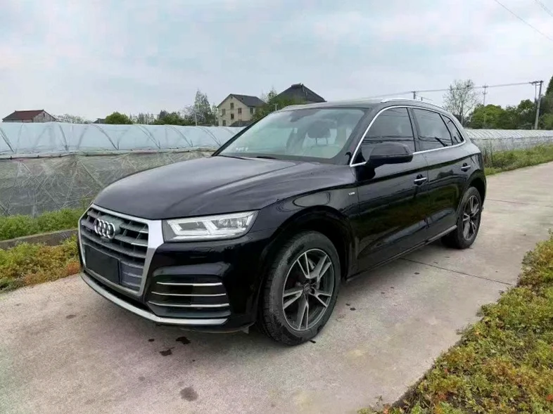 奥迪Q5 正面外观三