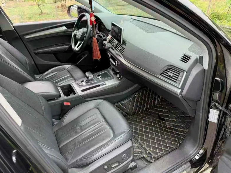 奥迪Q5 后面外观三