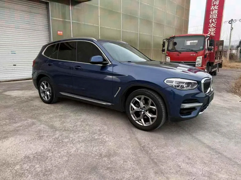 宝马X3 正面外观三