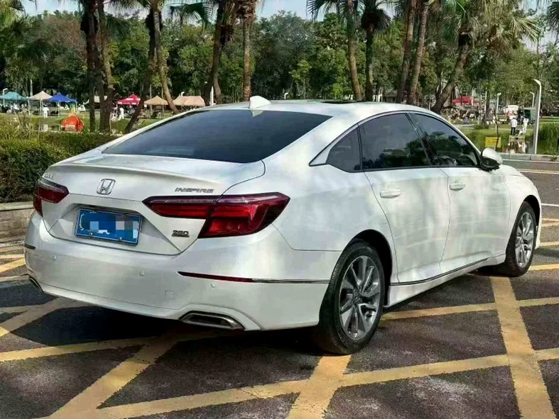 本田英诗派 驾驶室