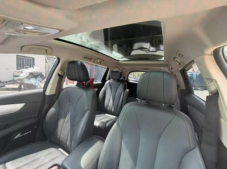 比亚迪宋 后面外观一