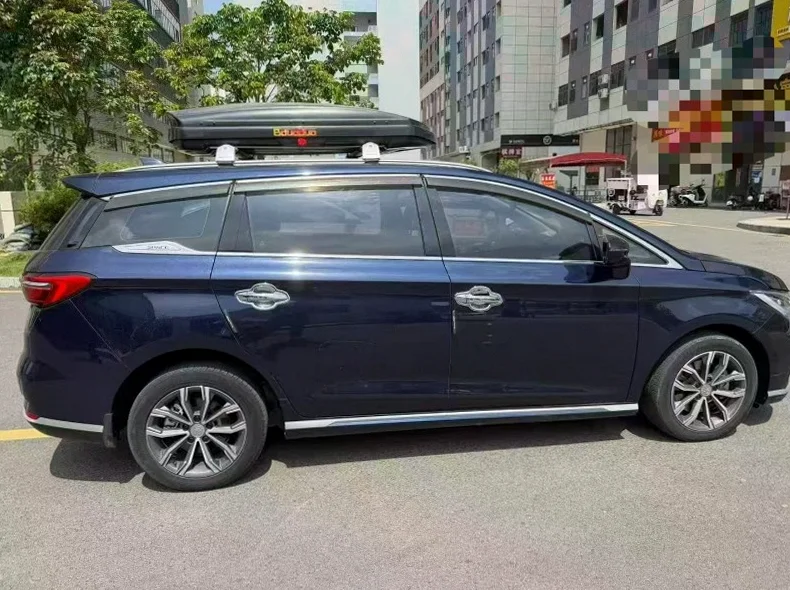 比亚迪宋 内饰前排