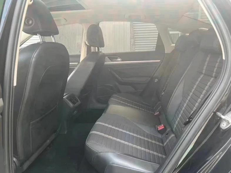 大众朗逸 内饰前排