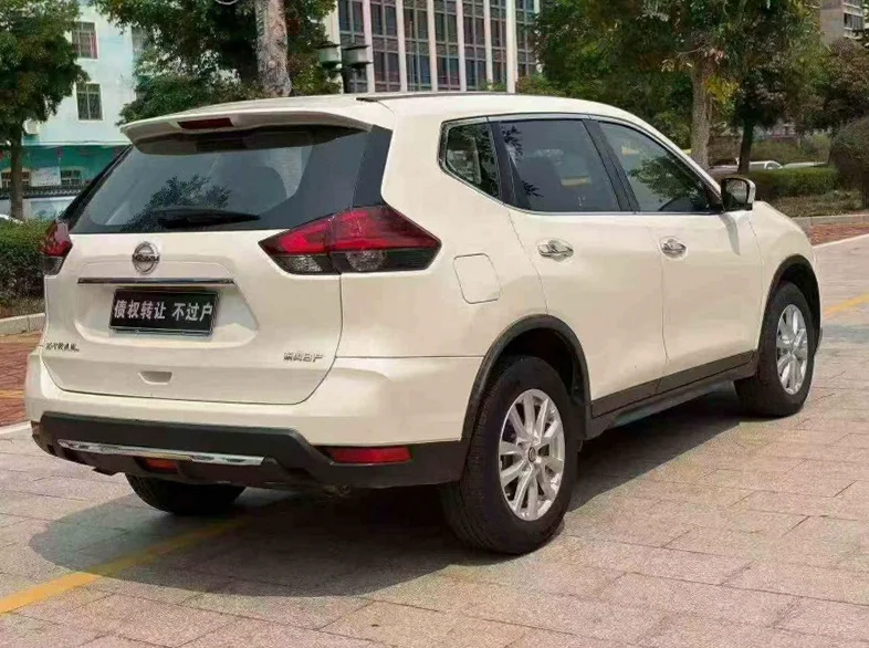 日产奇骏 后面外观三