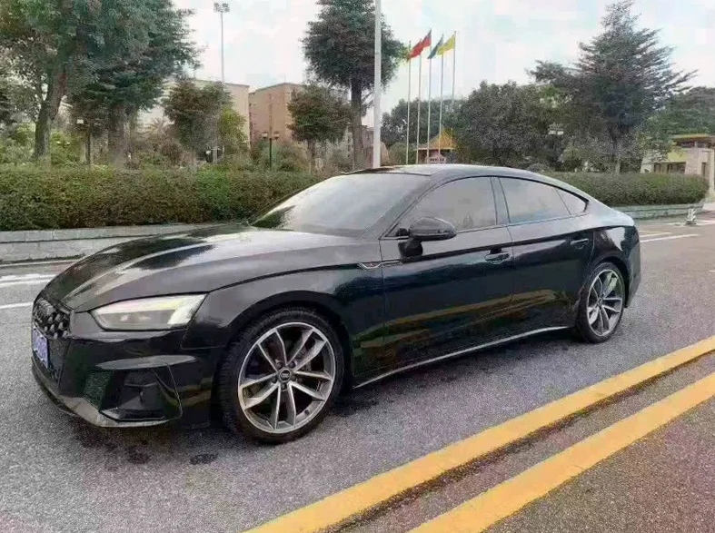 奥迪A7L 正面外观二