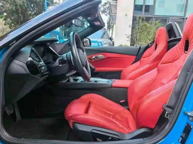 宝马Z4 后面外观一