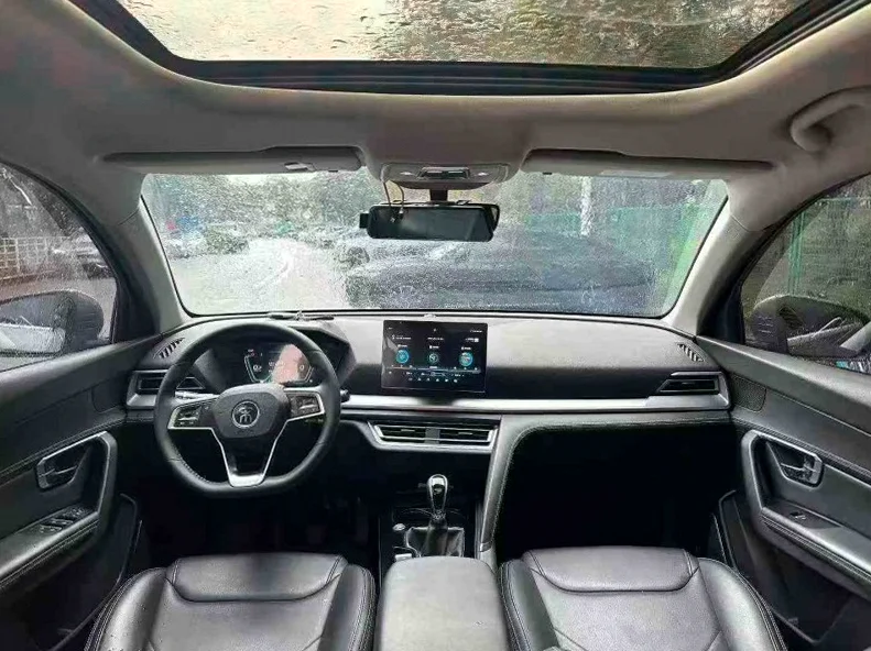 比亚迪宋 后面外观三