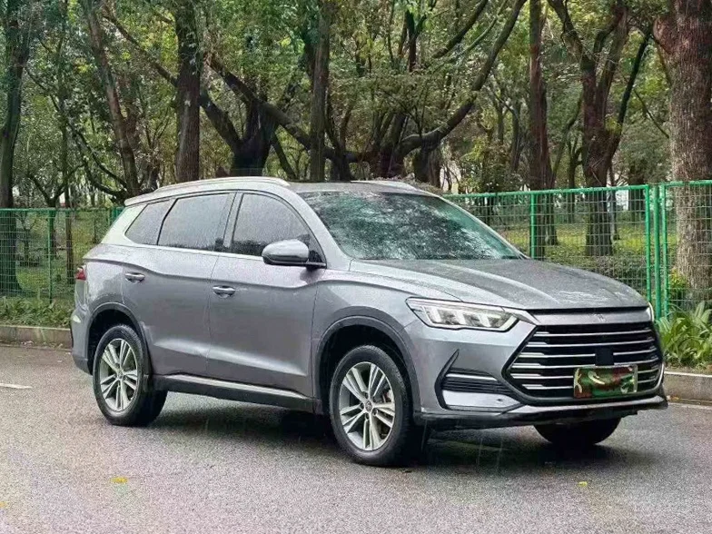 比亚迪宋 正面外观二