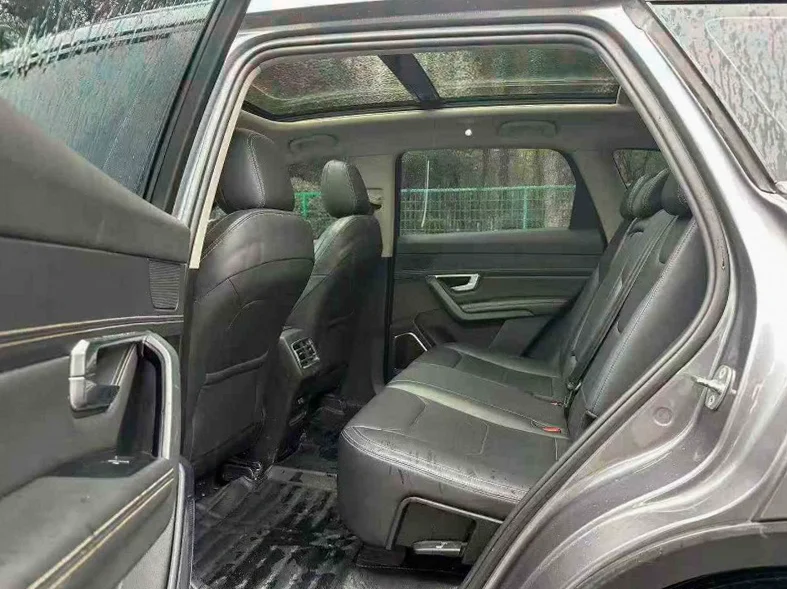 比亚迪宋 后面外观二