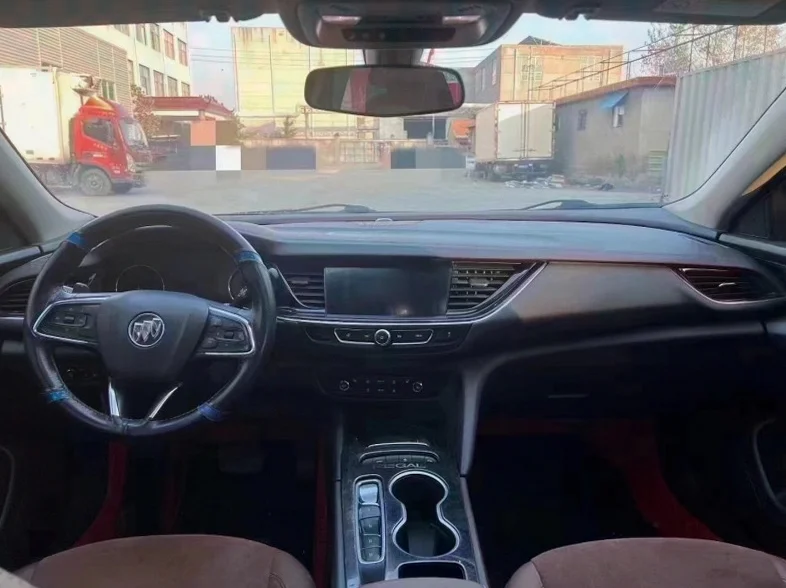 别克君威 后面外观二