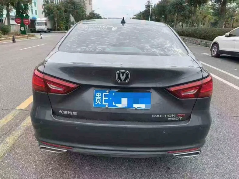 长安汽车锐程 驾驶室