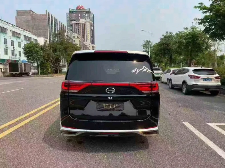 传祺M8 内饰后排