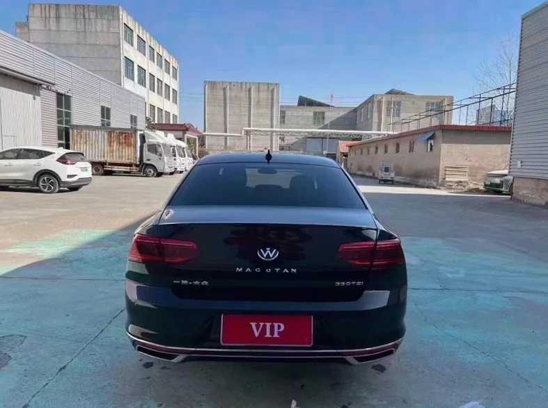 大众迈腾 正面外观三