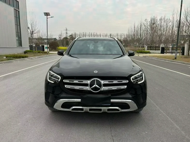 21年奔驰GLC260L四驱顶配