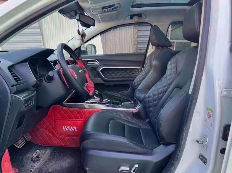 哈弗H6 驾驶室