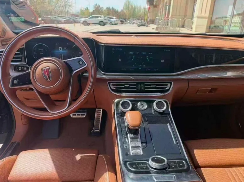 红旗H9 后面外观二