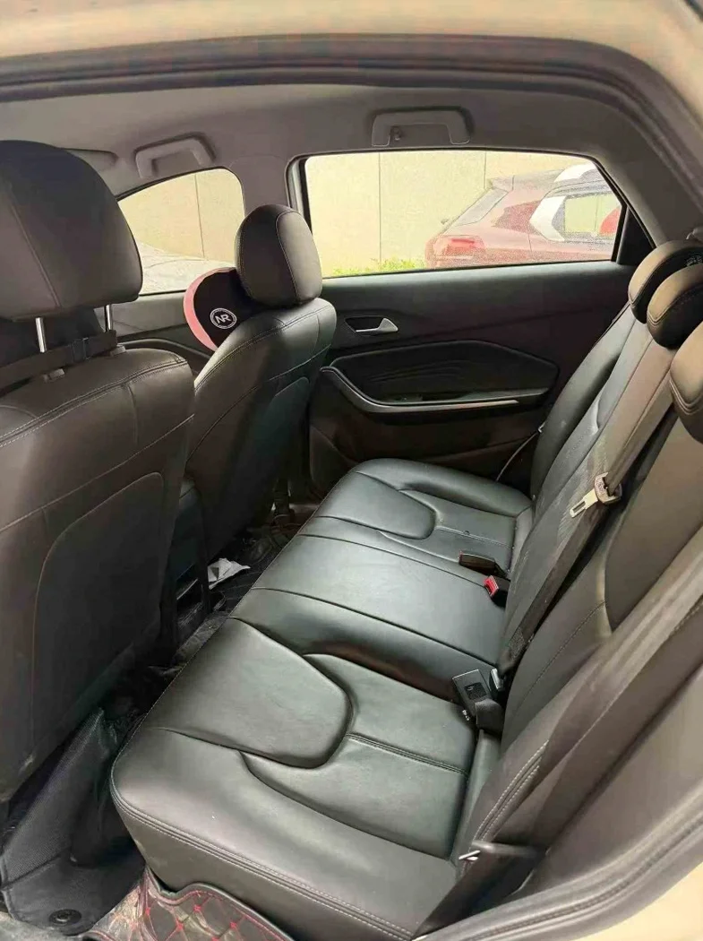 奇瑞瑞虎 后面外观二