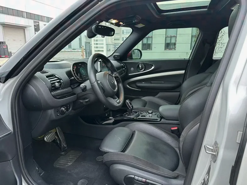 宝马迷你 后面外观三