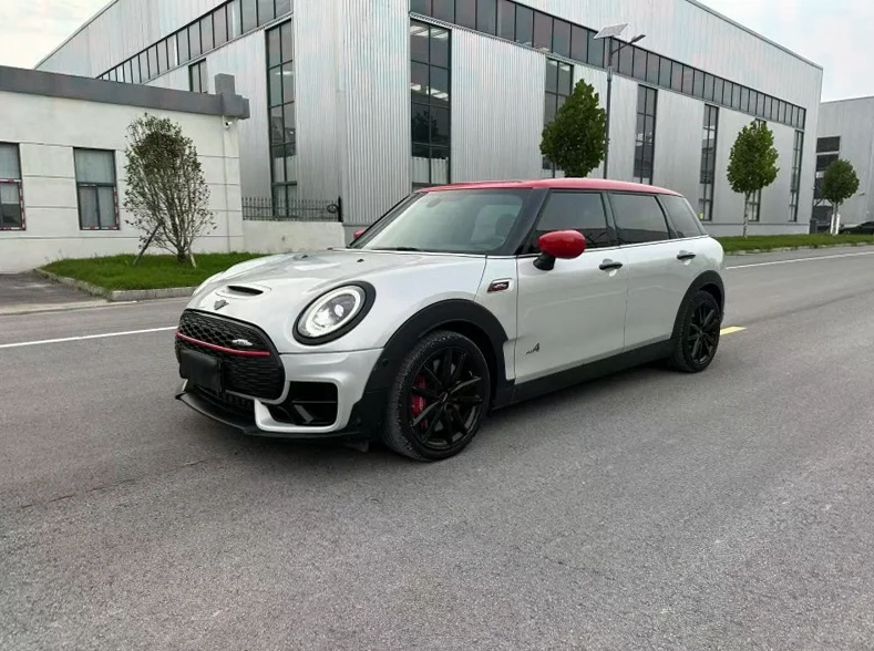 宝马迷你 正面外观三