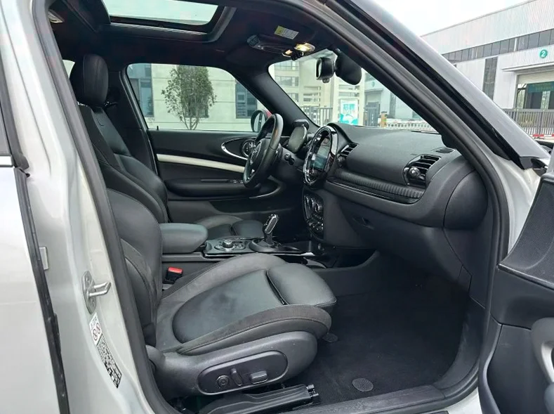 宝马迷你 后面外观二