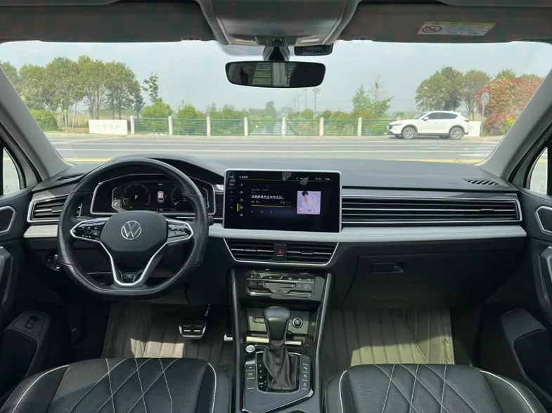 大众途观 内饰后排