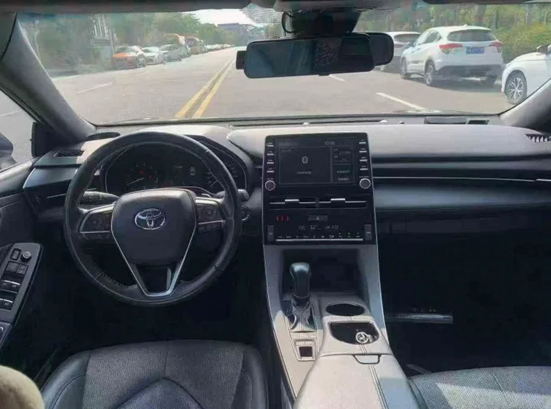 丰田亚洲龙 后面外观三