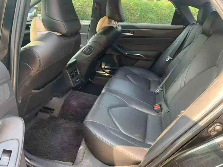 丰田亚洲龙 后面外观二