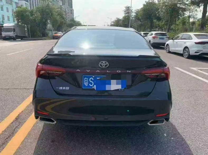 丰田亚洲龙 驾驶室