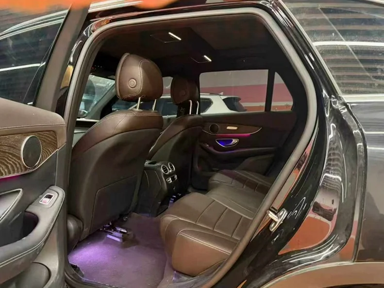 奔驰GLC 后面外观二