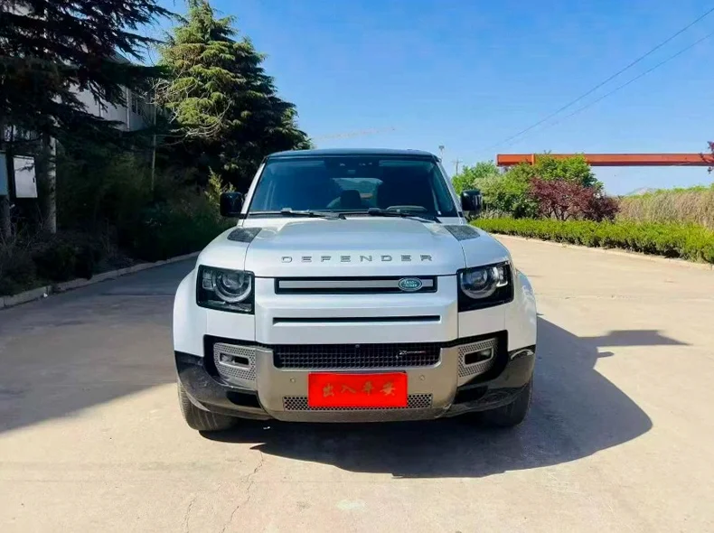 22年路虎卫士110 P400