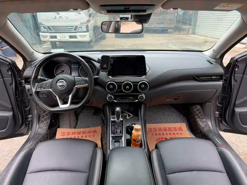 日产轩逸 后面外观二