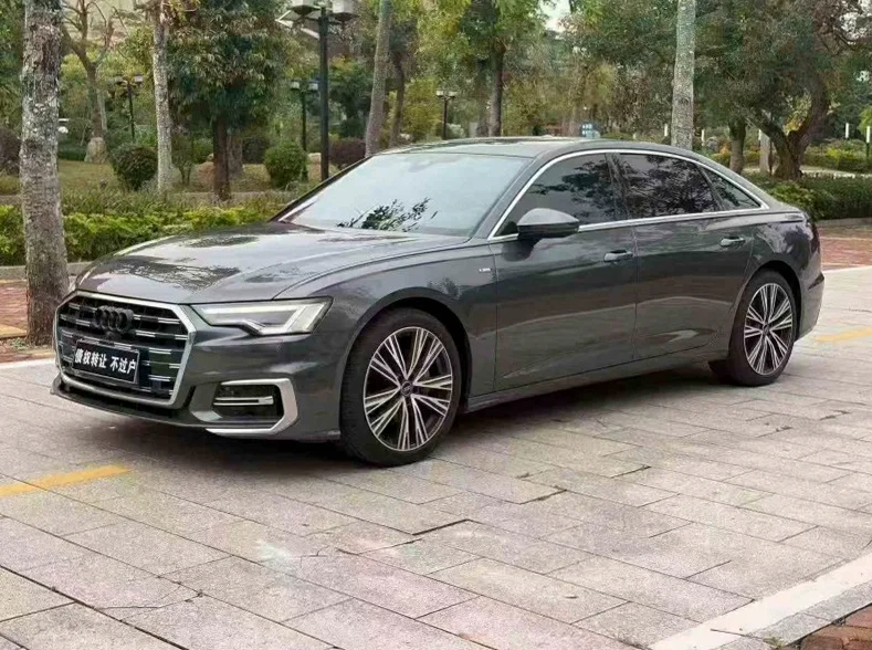 奥迪A6L 正面外观三