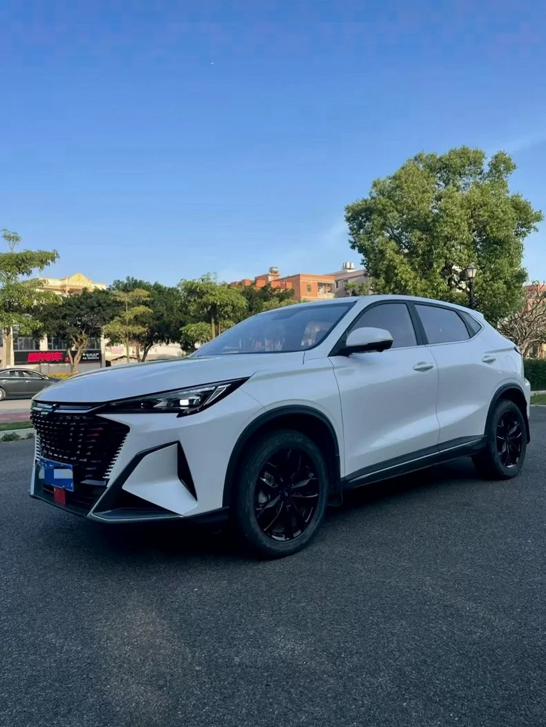 长安汽车欧尚 正面外观二