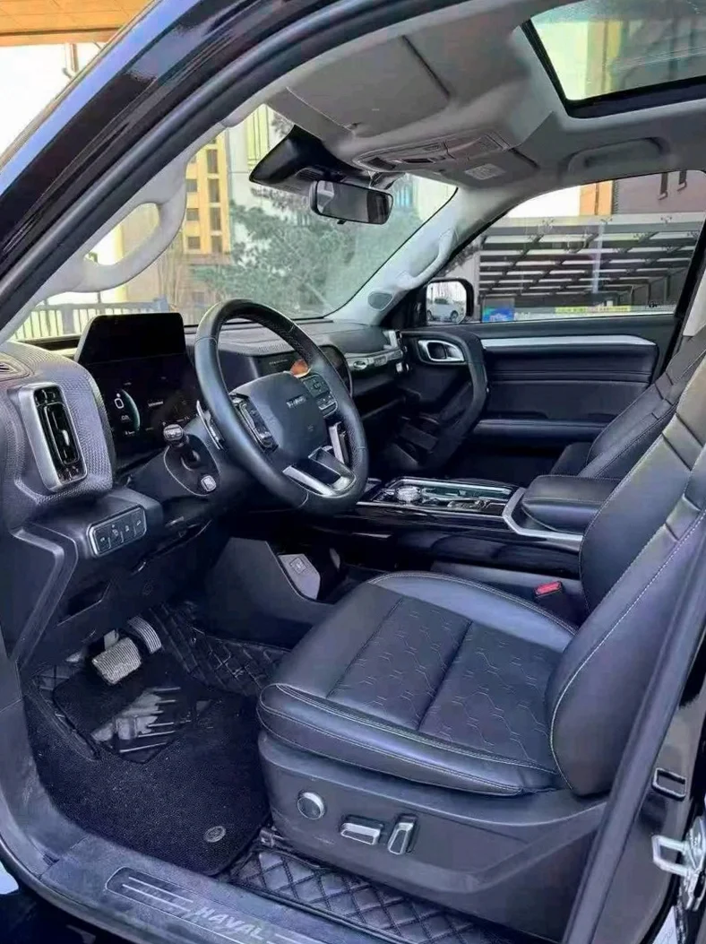 哈弗大狗 内饰前排