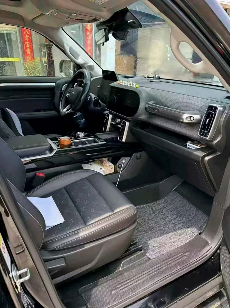 哈弗大狗 后面外观二