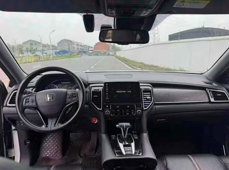 本田URV 后面外观三