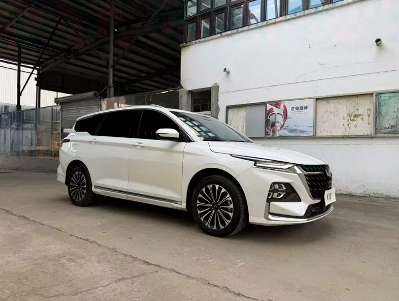 五菱汽车凯捷 正面外观三