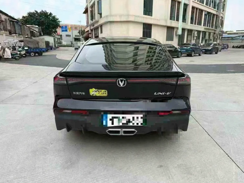 长安汽车UNI 内饰后排