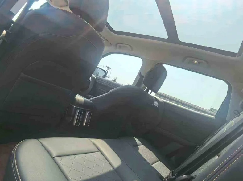 哈弗大狗 后面外观三