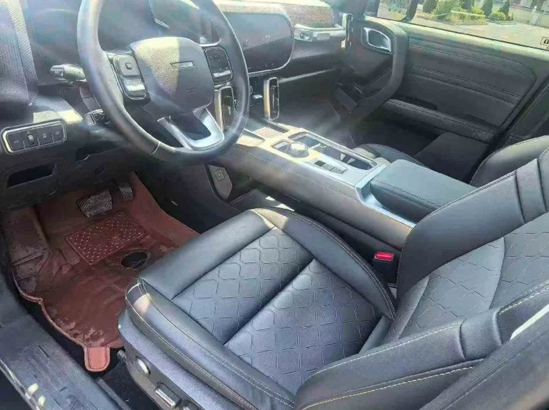 哈弗大狗 后面外观一