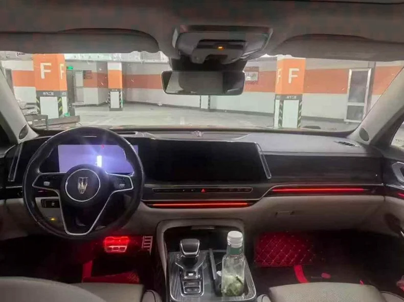 红旗H9 后面外观二