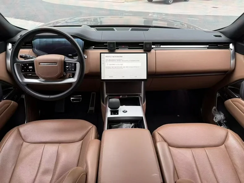 路虎揽胜行政 后面外观二