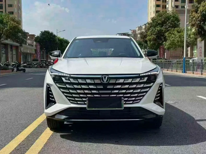 25年长安UNI-Z油电混动