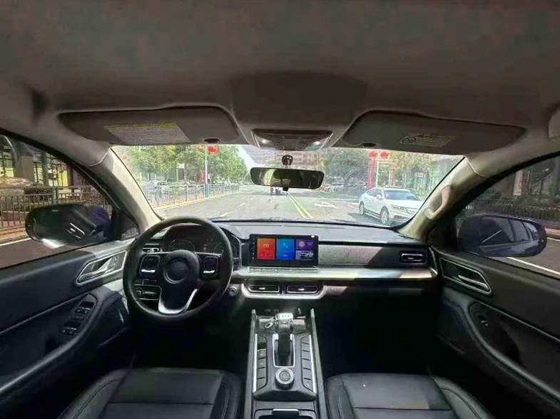 长城汽车炮 后面外观二