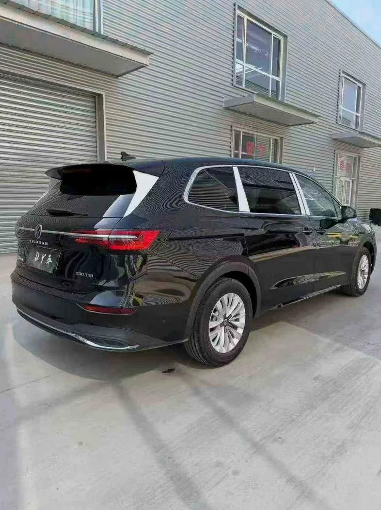 大众威然 内饰后排